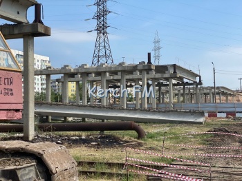 В Керчи возобновили работы по разбору Буденновского моста