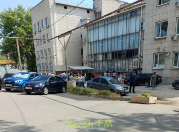 В здании администрации Керчи не нашли взрывчатку