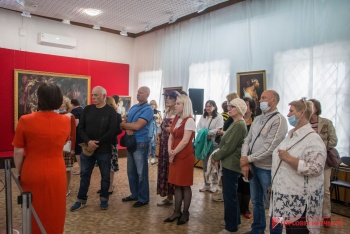 Выставка «Золотой век европейской живописи» открылась в Керчи