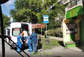 В Керчи на пешеходном переходе в ДТП пострадал человек