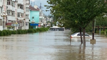 Новости » Общество: Более 100 млн кубов воды принесли Крыму тропические ливни в Ялте и Керчи