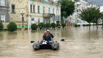 Новости » Общество: Пострадавшими из-за потопа в Керчи признаны почти 2 тыс человек