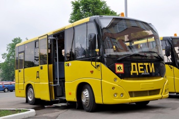 Аксенов заявил, что в Крыму на 2021 год полностью закрыта потребность в школьных автобусах