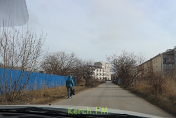 Строительство тротуаров в Керчи сложнее строительства Байконура