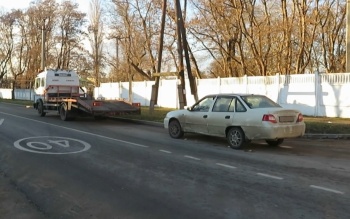 Новости » Криминал и ЧП: Пьяный керчанин вез ребенка в школу  и попался (видео)