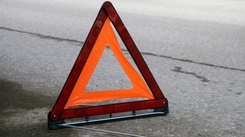 Двое пострадали при столкновении автомобилей «Lada» и «Opel» в Крыму