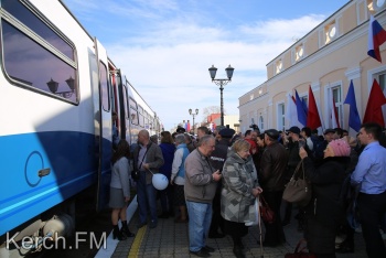 Власти Крыма заявили, что поезда обеспечат турпоток в случае продления ограничения полетов