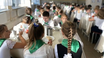 Бесплатное горячее питание в Крыму получают более 150 тысяч обучающихся