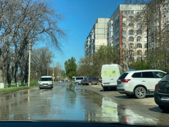 На Кирова произошел порыв водовода