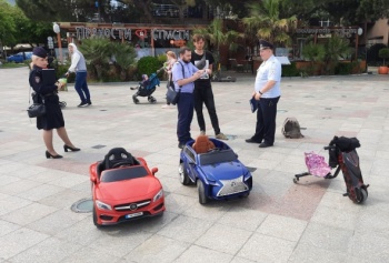 Следком возбудил дело за прокат детских электромобилей на набережной Ялты