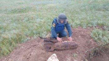 Новости » Общество: Авиабомбы времен ВОВ нашли в Опукском заповеднике и в Курортном