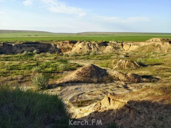 Прокуратура приостановила добычу песка в карьере на Керченском полуострове