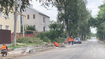Дорогу по улице Комарова заасфальтировали