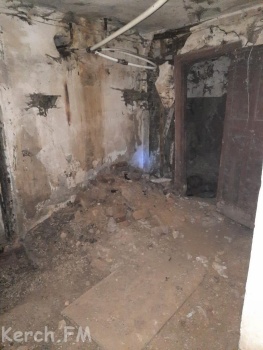 Керчане показали как выглядит бомбоубежище в их  доме