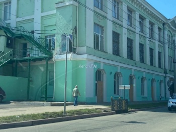 На ул. Кирова демонтировали частично ограждения вдоль дороги