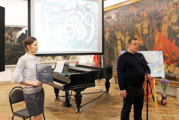 В Керчи  рассказали об аутсайдерском искусстве и открыли выставку Алексея Дегтярука