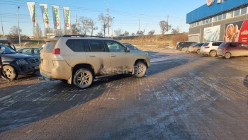 Ты репортер: Если выбор богатый, можно и растеряться: как паркуются приезжие в Керчи