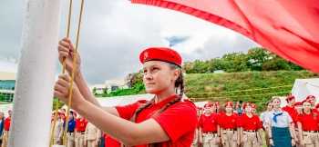 Крымских школьников приглашают в Военно-патриотический лагерь «ЮНАРМЕЕЦ»