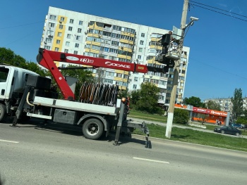 Новости » Общество: На Буденного настраивают дорожные камеры