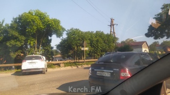 На перекрестке Годыны-Комарова в Керчи произошло ДТП