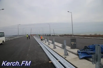 Движение по разрушенной части Крымского моста планируют запустить 15 сентября