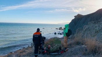 В юго-восточном Крыму на скале Арбуз травмировался турист