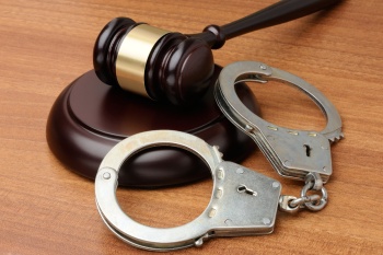 В Феодосии задержан подозреваемый в сбыте наркотиков в крупном размере