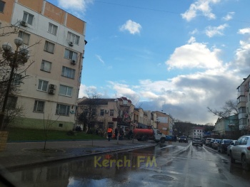 Самойленко в Керчи заливает водой