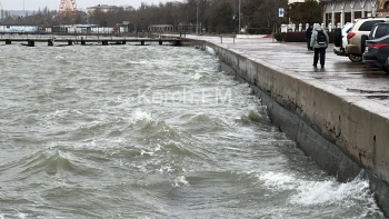 Вслед за Керчью крещенские купания отменили еще в нескольких городах Крыма