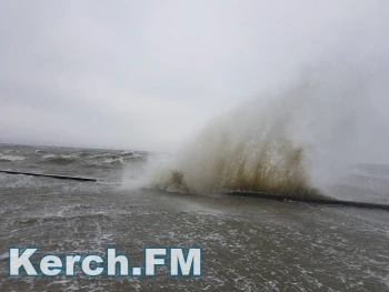 В Крыму объявлено штормовое предупреждение из-за сильного ветра