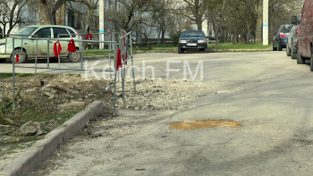 Провал дороги на Буденного не могут заасфальтировать