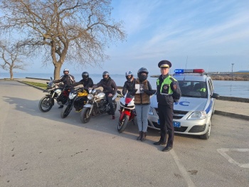 В Керчи полицейские провели акцию «Внимание мотоциклист!»