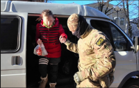 В Крыму ФСБ задержала 24-летнюю девушку по подозрению в подготовке теракта