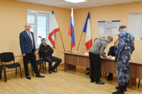 Как голосуют крымские заключенные наблюдал уполномоченный по правам человека