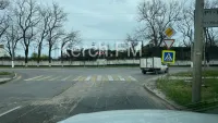 Перед светофором на Годыны забыли заасфальтировать часть дороги