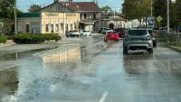 Очередной порыв водовода произошёл в Керчи